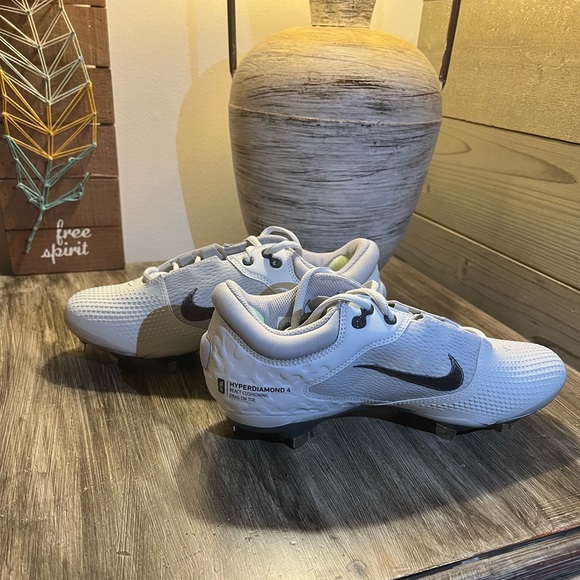 Nike Hyperdiamond 4 Elite Size 8.5 - Picture 3 of 6